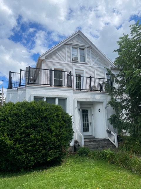 Moderne simple main barreau