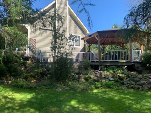 Moderne simple main blanc