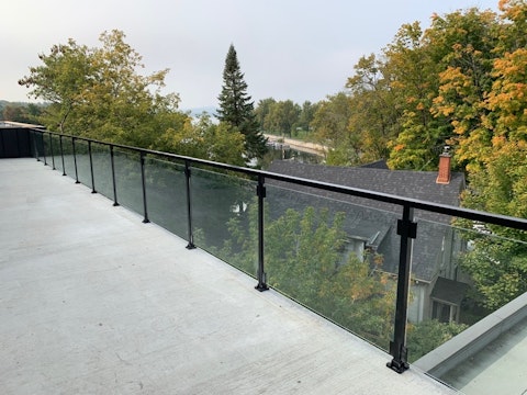 Rampe vitree simple main Panorama verre 12mm